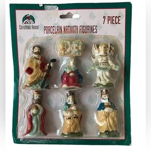 Christmas House Porcelain Nativity Figurines 7 Pieces Complete Small